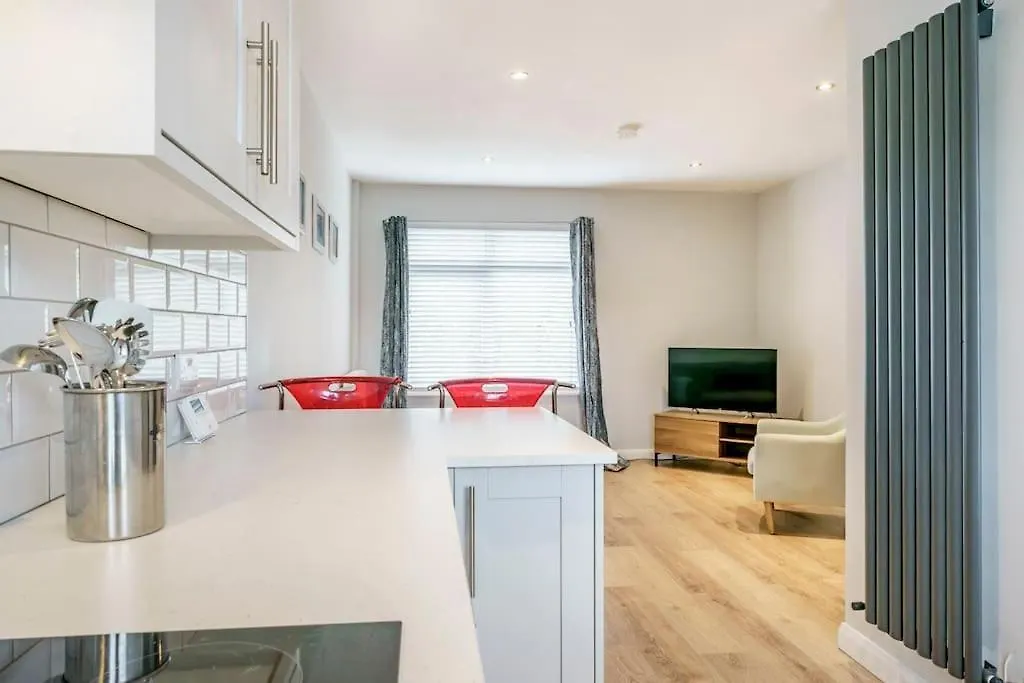 아파트 Central And Stylish 2 Bedroom Ravenhill Road Flat 벨파스트 영국